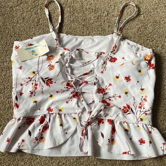 NWT Womens Beachsissi XL Tankini Top, Red & White Floral Pattern w/ Red Bottoms - Picture 5 of 11